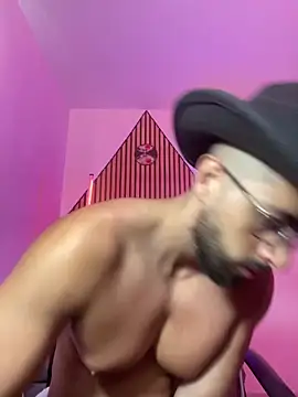 magnumchris Show in webcam