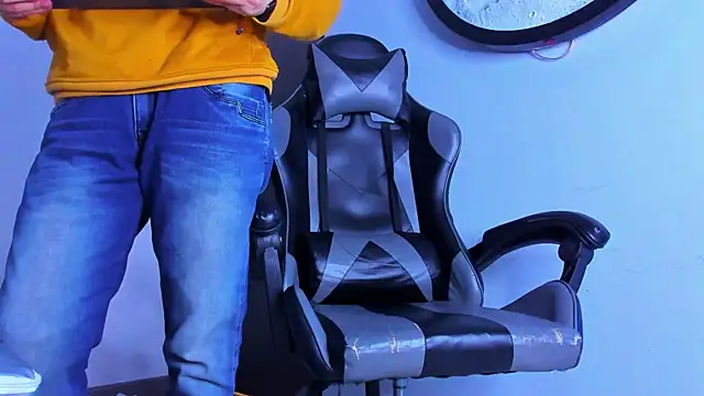 mike_257's Live XXX Chat