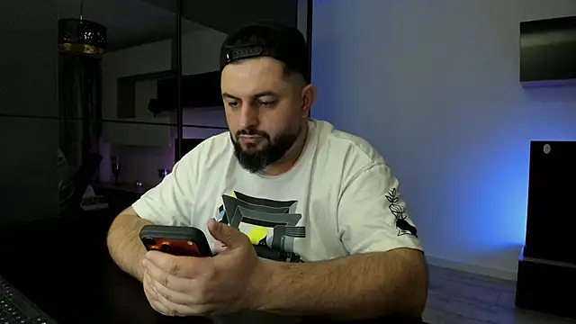 Chat XXX en directo de DravenPeak