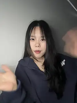 Emely-lysea Obrolan Langsung XXX