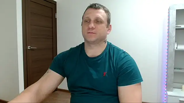 B-L-O-N-D – Kamerová šou