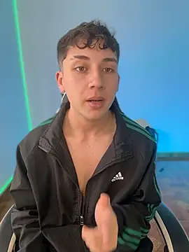 oliver_kyy Webcam-Show