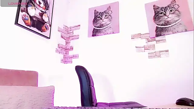 titania1502n Live XXX chat