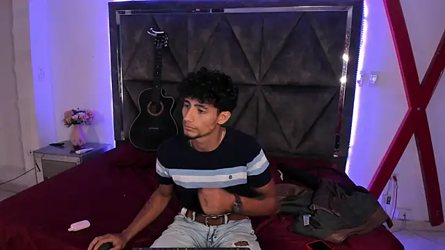 MaxiimoRomano_ – Naživo XXX chat