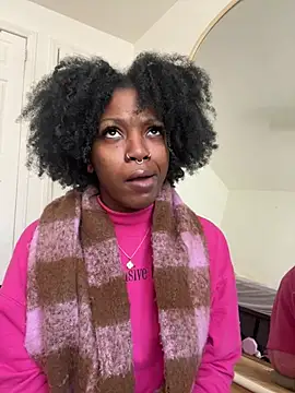 Czat XXX na żywo – mochamimi