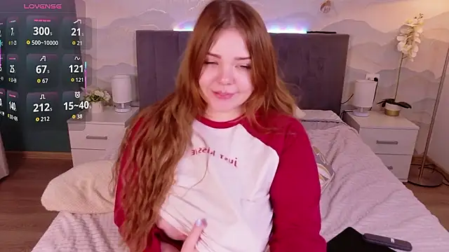 Tori_cat Webcam Show