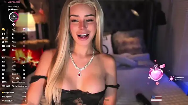 ZyraGoddes: онлайн-секс-чат