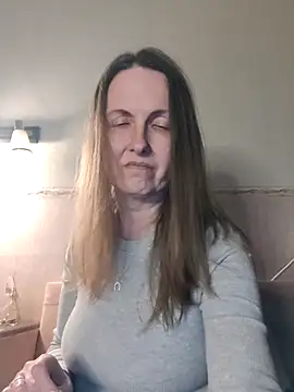 Evelina_cute Chat XXX live