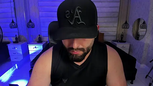 jhon_bear03 Chat XXX in diretta