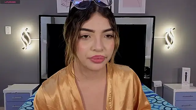 green_lov Adlı Modelin Canlı XXX Sohbeti