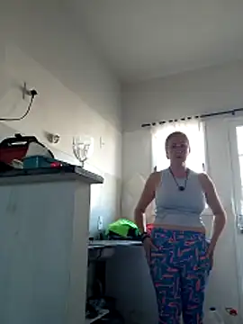 MILEIDE980 Chat XXX in diretta