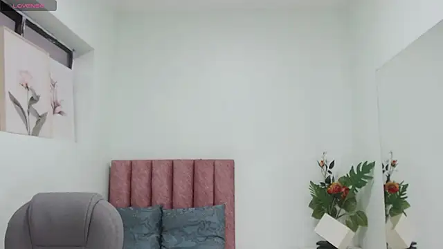 Sembang XXX Secara Langsung sophia_hadid