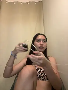 goddess_athena69 Obrolan Langsung XXX