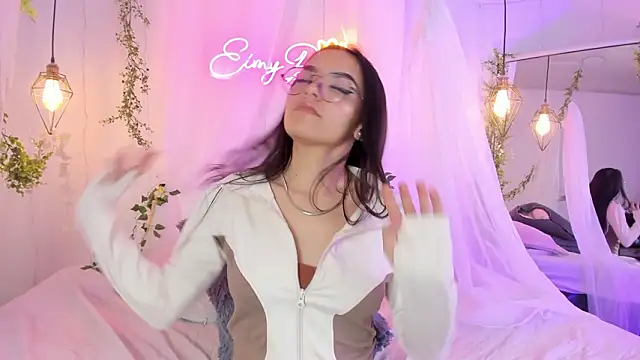 eimi_rosse18 Chat XXX in diretta