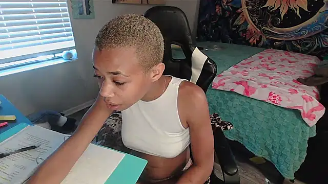 tsunamitoriのライブXXXチャット