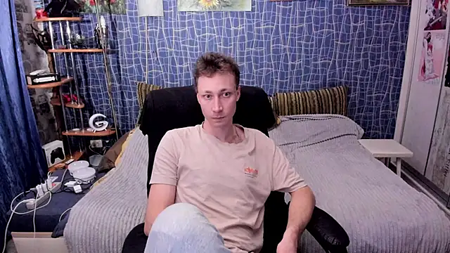 CuteBoy228 webkamerás műsora