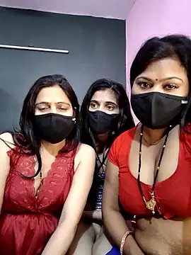 cutee__crazy Adlı Modelin Canlı XXX Sohbeti