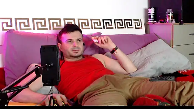 iuligruia69 网络视讯表演