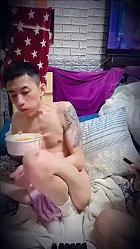 Christopher1024 在線直播表演