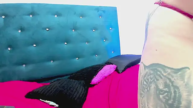 SofiaGonzales_'s Live XXX Chat