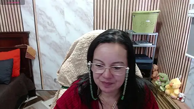 Chat +18 de Sonialorens_ ao vivo