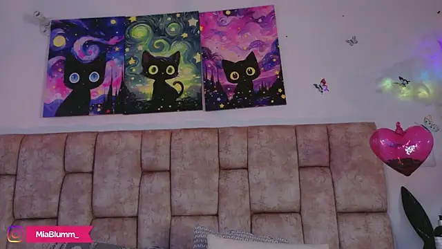 Chat +18 de MiiaBlumm_ ao vivo