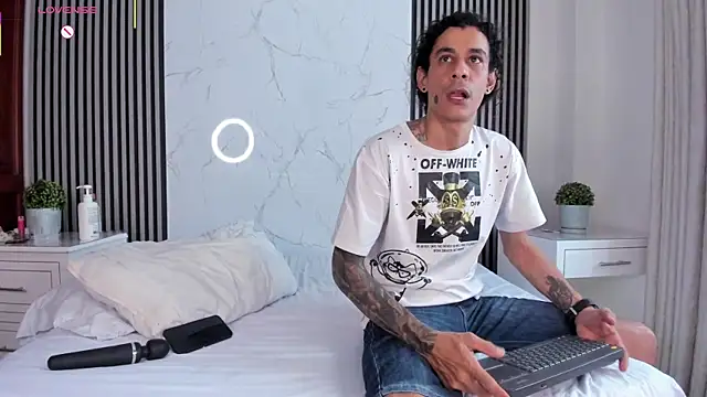 JackAndRosse_'s Live XXX Chat