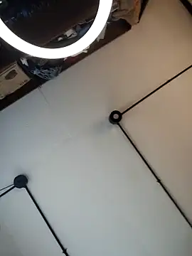 alicce_moon_ Chat XXX in diretta