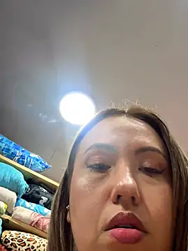 Czat XXX na żywo – VIOLETA-25_