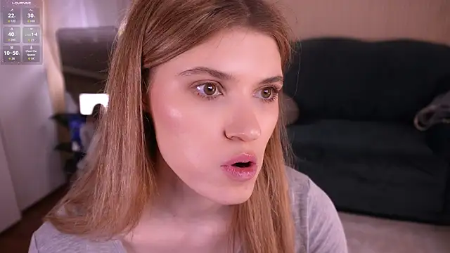 Angell_Wild: διαδικτυακό σόου στην κάμερα