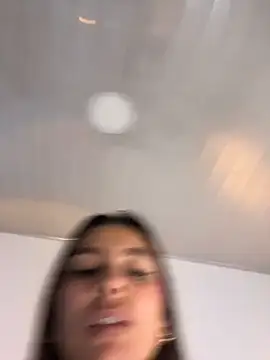 Nicollewest1 Chat XXX in diretta