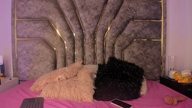 Chat XXX en directo de MaddyCarter