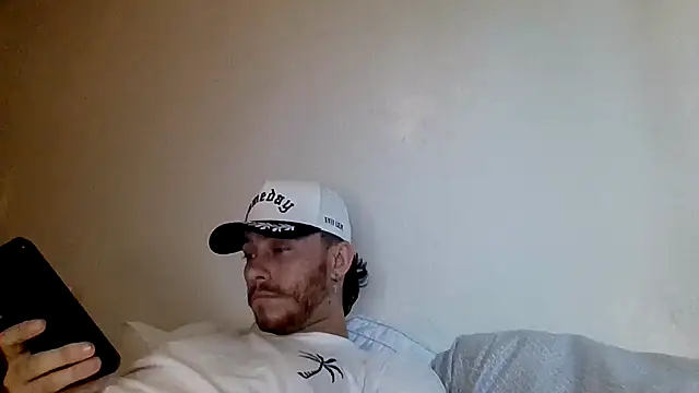 TallHungandCloudy69: онлайн-секс-чат