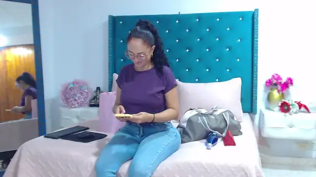 Chat XXX en directo de KimScarleth