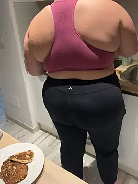 sweeti_Em Chat XXX live