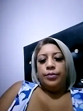 IndianLara live XXX chat