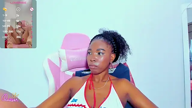 XXX chat uživo modela myblackdoope