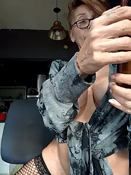 Živý XXX chat FrozenWaffle