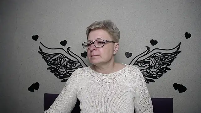 دردشة EmiliaGree الجنسية المباشرة