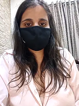 tinaarora Adlı Modelin Canlı XXX Sohbeti