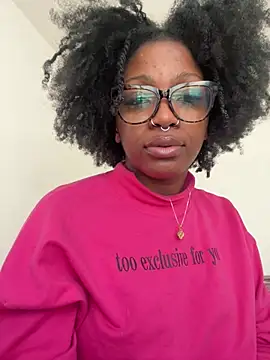 Chat +18 de mochamimi ao vivo