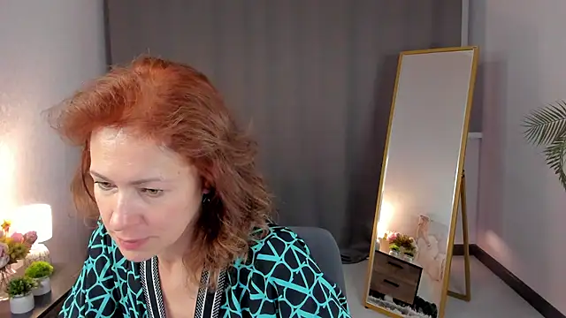 LeticiaRomano 现场XXX聊天