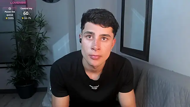 XXX chat uživo modela AustinJones_