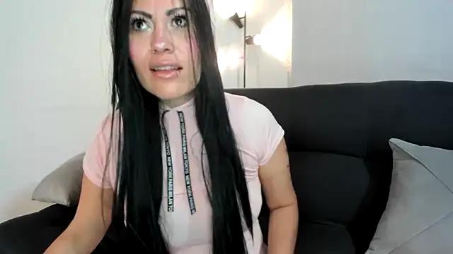 Chat +18 de Tania_mature ao vivo