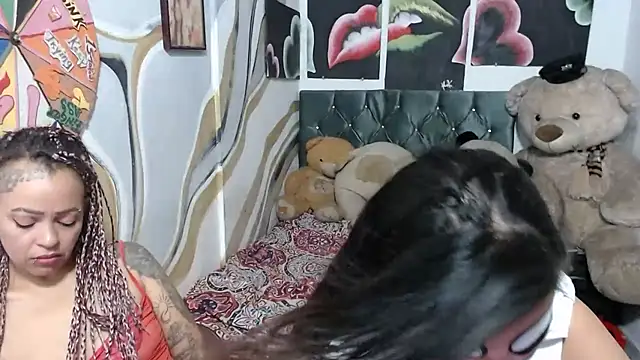 manzanahot9's Live XXX Chat