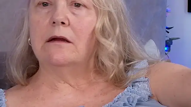 Kaitlyn_Winters élő XXX-chatje