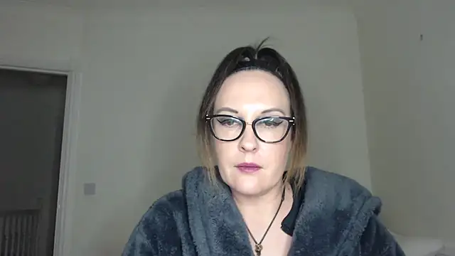 Humiliatrixxxx Webcam-Show