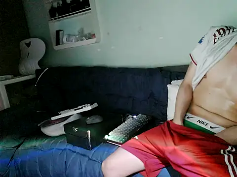 boyhigh1997のライブXXXチャット