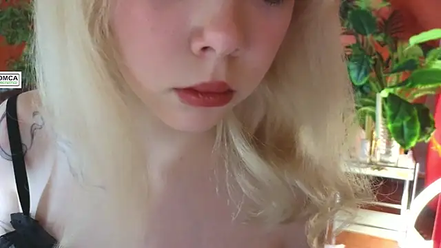 Chatroom XXX en direct de Rochelle_kitty