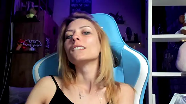 karo123421 live XXX chat